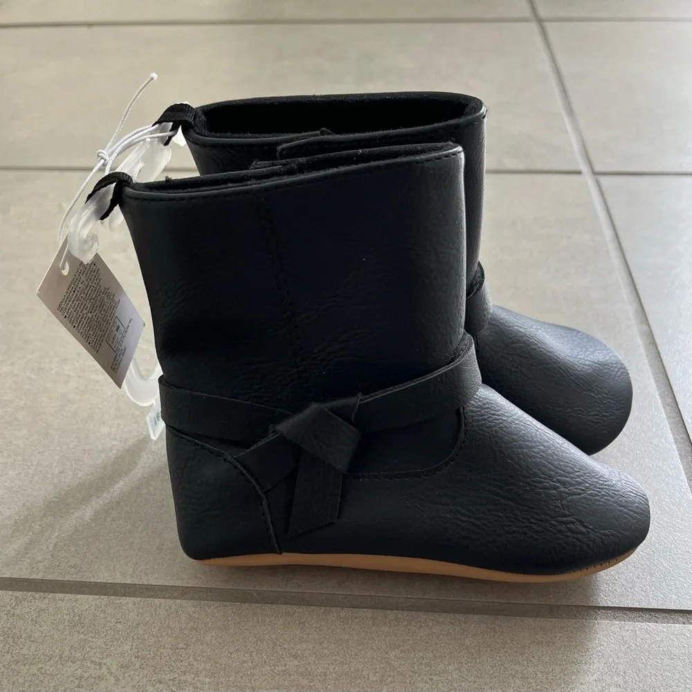 🌸 Black Baby Kids Boots Old Navy Size 5